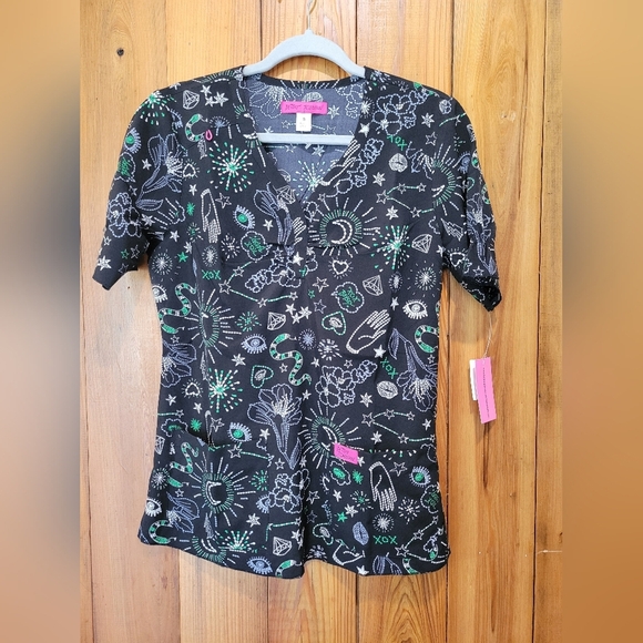 Women's Black Floral Top - Picture 2 of 12